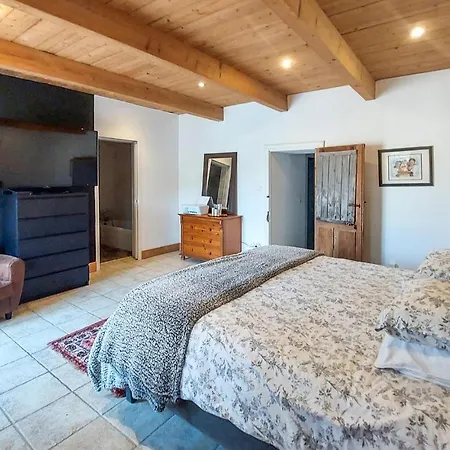 Holiday home 3 Bedroom Stunning In Les Montpellie Murviel-les-Montpellier